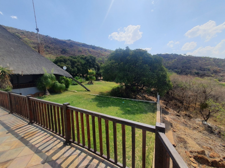 To Let 5 Bedroom Property for Rent in Hartbeespoort Rural North West